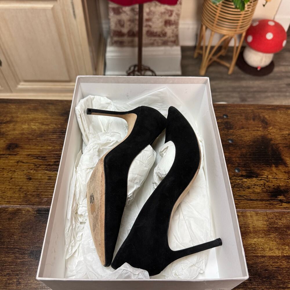 Y2K Designer Luxury Suede Jimmy Choo Romy 85 Pumps with a pointed toe Size 8.5